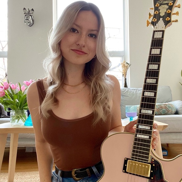 Meet your Posher, Kate - Picture 1 of 1